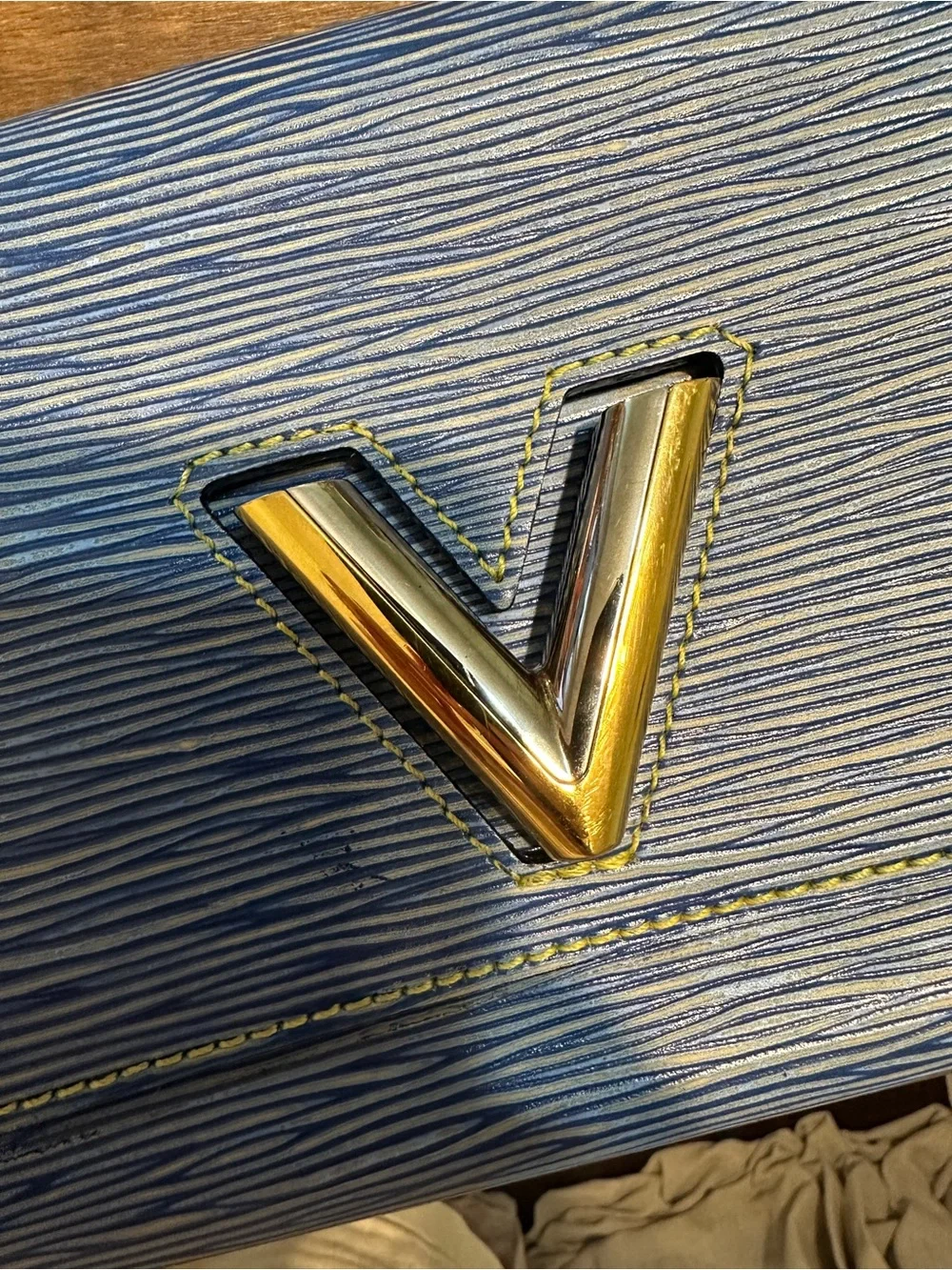 Louis Vuitton Twist Handbag Electric Epi Leather